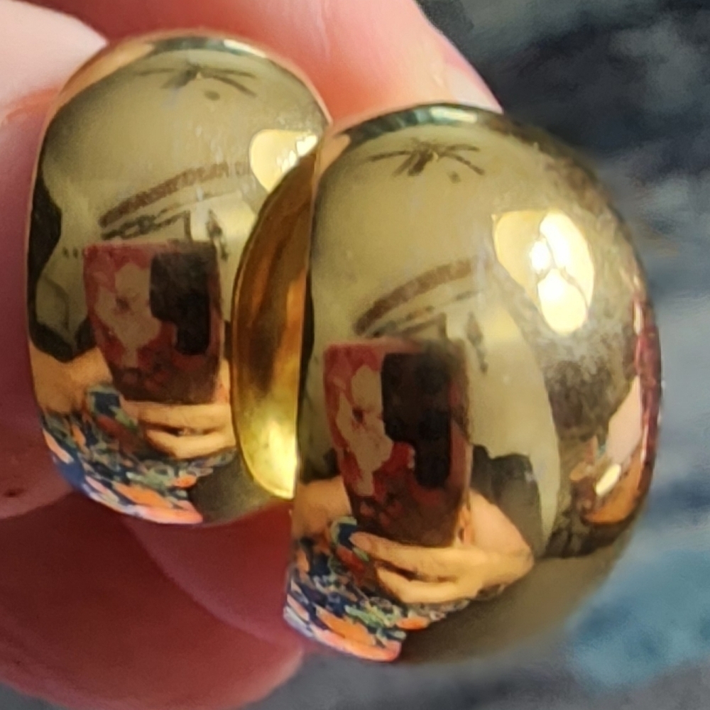 💥4 For $20💥Gold Tone Hoop Earrings
